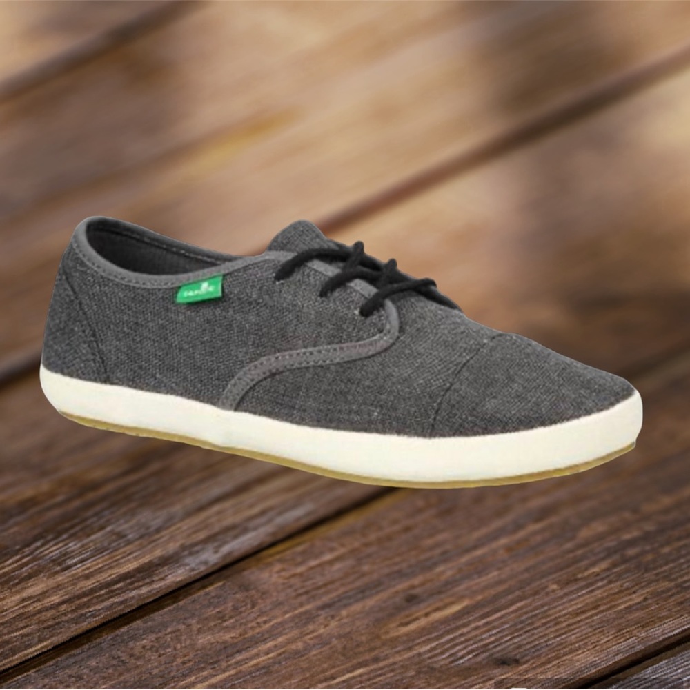 Women’s Grey Sanuk Lace Up size 7